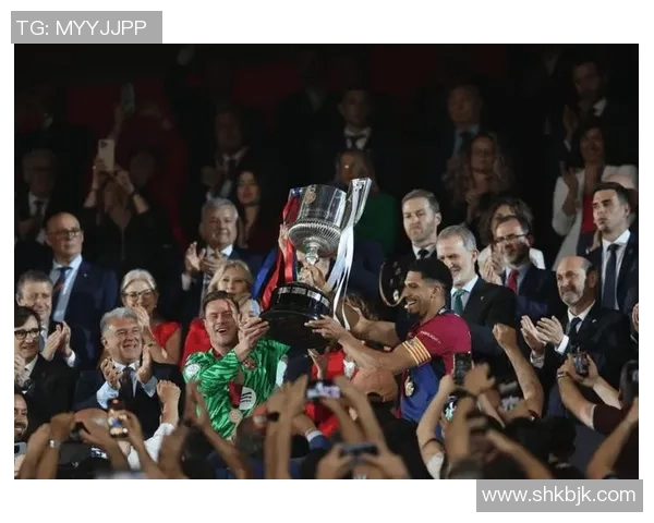 足总杯激战尤文图斯与波尔图战成平局全场沸腾瞬间回顾 足总杯激战尤文图斯与波尔图战成平局全场沸腾瞬间回顾