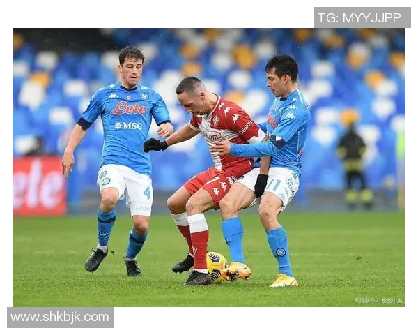 意甲激战波尔图险胜那不勒斯乌龙球成比赛转折点引发热议