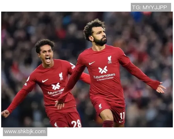 欧联杯精彩对决那不勒斯逆转利物浦神扑瞬间引爆全场集锦