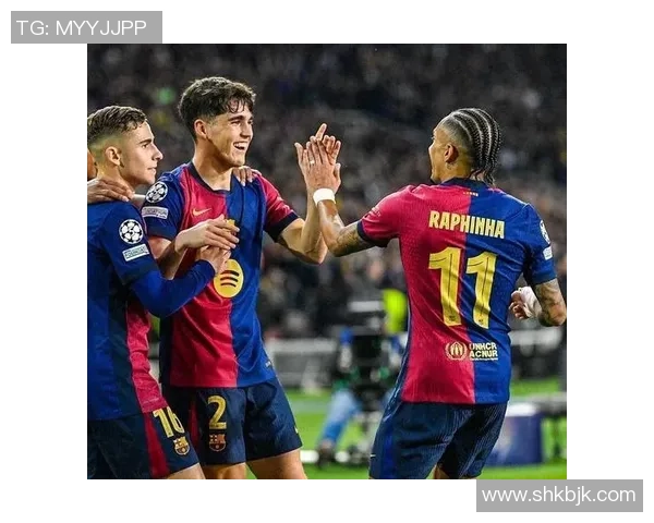 欧联杯曼城逆转巴萨精彩对决帽子戏法引爆全场十大进球回顾