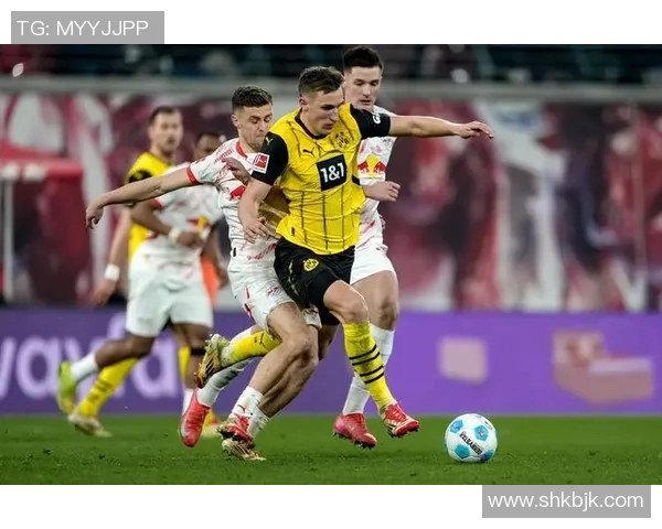 友谊赛精彩对决莱比锡与多特蒙德战成平局战术解析引发热议 友谊赛精彩对决莱比锡与多特蒙德战成平局战术解析引发热议