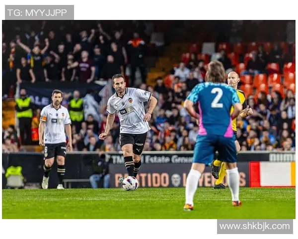 德甲精彩对决那不勒斯3-0击败多特蒙德神扑引发全场热议与争议判罚