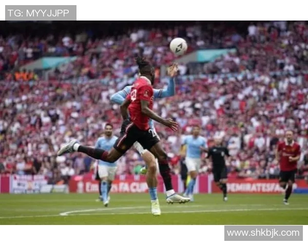 足总杯经典对决曼城曼联2比2平局引发历史性冷门瞬间