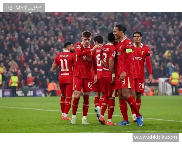 友谊赛阿森纳大胜利物浦红牌事件引发全场热议与争议分析 友谊赛阿森纳大胜利物浦红牌事件引发全场热议与争议分析