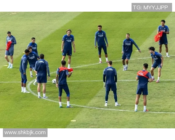 欧联杯激战巴黎圣日耳曼小胜AC米兰全场沸腾赛后点评引发热议