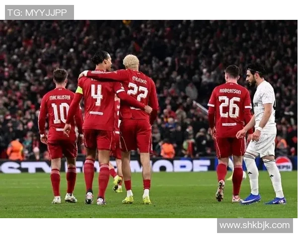 世界杯焦点战利物浦与拜仁激战成平补时进球引发全场狂欢