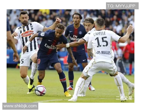 切尔西大胜巴黎圣日耳曼六比二乌龙球瞬间点燃全场激情