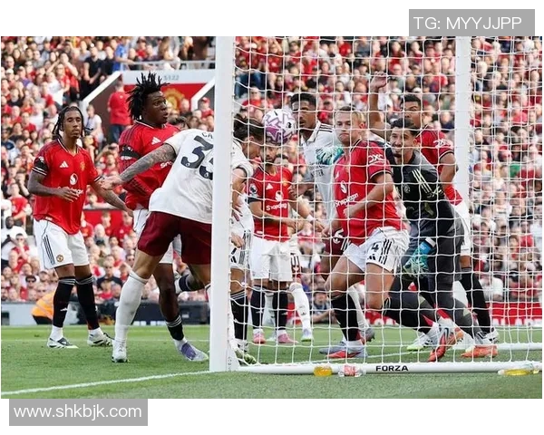 曼城友谊赛大胜莱比锡红牌事件引发全场热议与激情